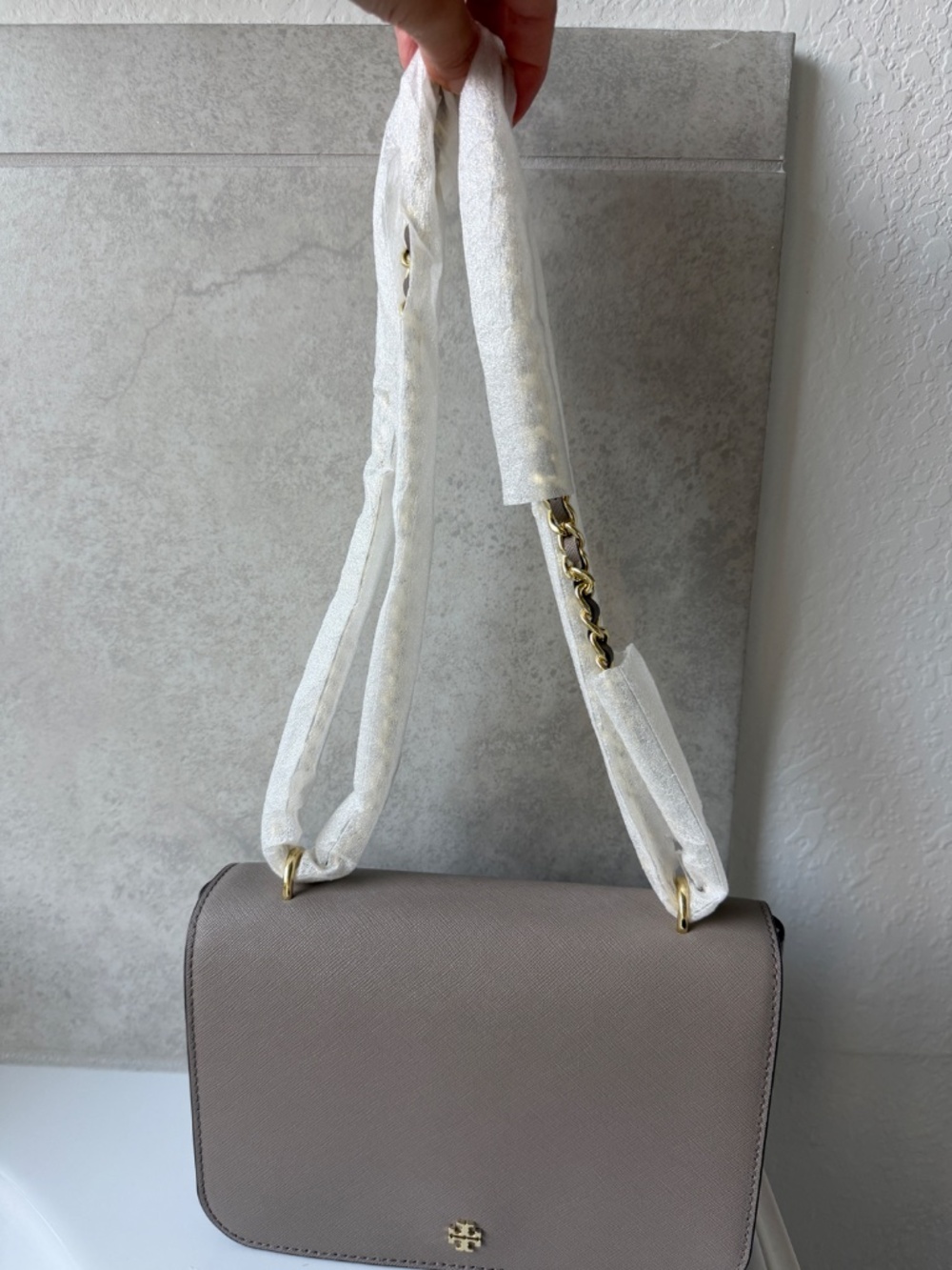 Tory Burch Saffiano Leather Crossbody Bag – NEW - Picture 2 of 4